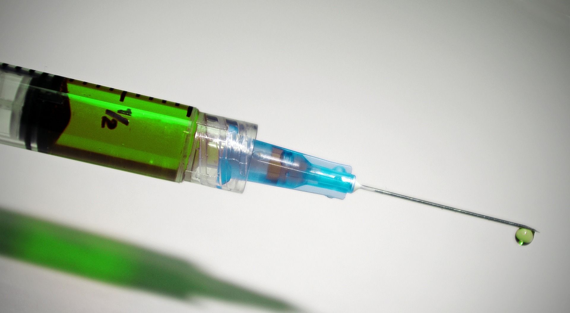 Medical syringe